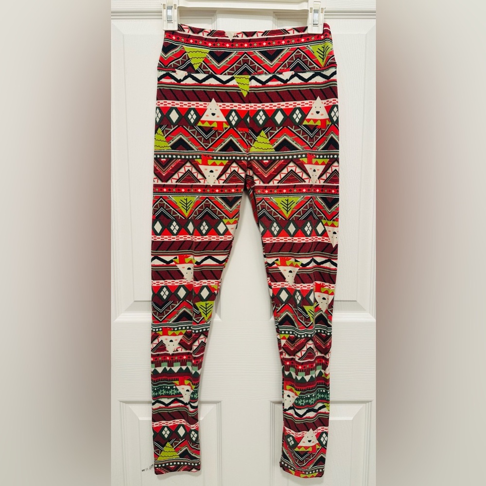 LuLaRoe Leggings with Red, Green and Polar Bears Festive Design